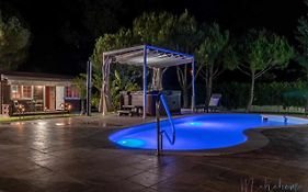 Bungalow espectacular garaje, piscina y jacuzzi